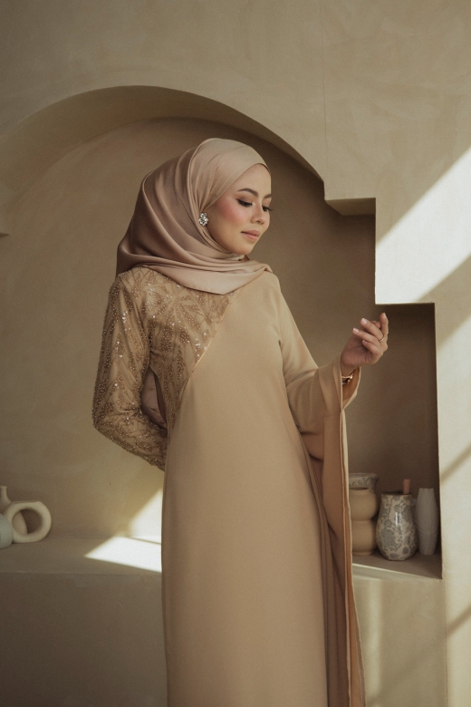 Lunaa Kaftan - nude